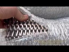 সম্মুখভাগের জন্য কেন OEM আলংকারিক তারের জাল মেশ রুম বিভাজক চয়ন করুন দেখুন