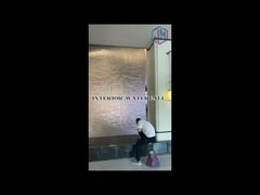 বাণিজ্যিক এলাকায় মেটাল মেশ ওয়াটার কার্টেনের আসল শট